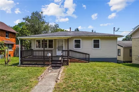 151 W State St, Barberton, OH 44203