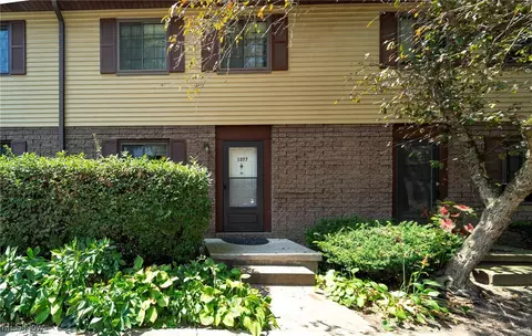 1277 Front St, Cuyahoga Falls, OH 44221