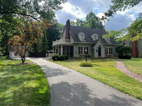6995 N Lima Rd, Poland, OH 44514