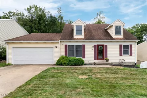 1661 Lemar Dr, Wooster, OH 44691