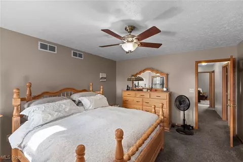 Bedroom - 40885 Mount Hope Rd, Flushing, OH 43977 photo 2 of 4