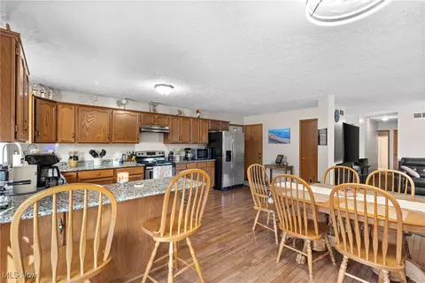 Kitchen - 40885 Mount Hope Rd, Flushing, OH 43977 photo 5 of 5