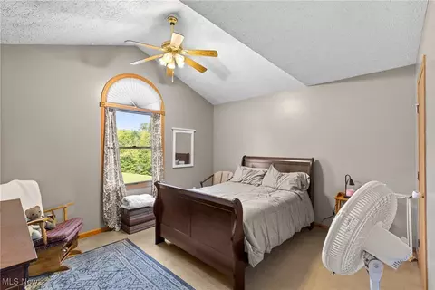 Bedroom - 40885 Mount Hope Rd, Flushing, OH 43977 photo 3 of 4