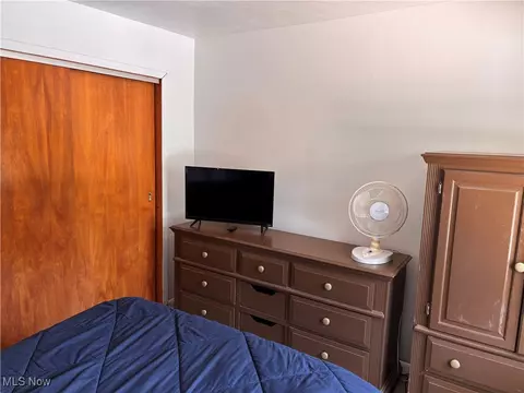 Bedroom - 277 Francis Ave, Windsor Heights, WV 26075 photo 4 of 6