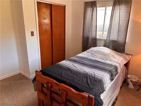 Bedroom - 277 Francis Ave, Windsor Heights, WV 26075 photo 2 of 6