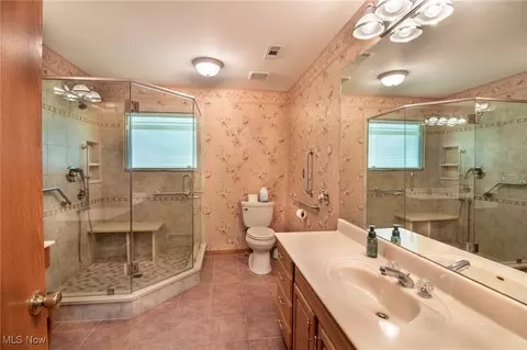 1341 Valley Dr, Akron, OH 44312 photo 18
