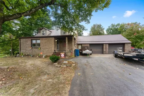 1921 Custer Orangeville Rd, Masury, OH 44438