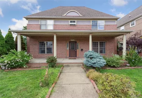 17705 Lake Shore Blvd, Cleveland, OH 44119