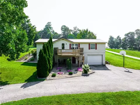 8710 Township Road 657, Dundee, OH 44624