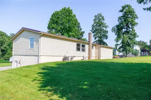 8710 Township Road 657, Dundee, OH 44624 photo 3