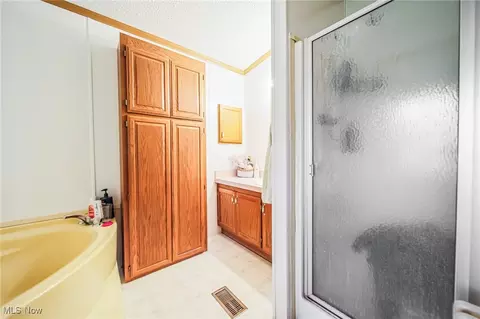 8710 Township Road 657, Dundee, OH 44624 photo 17