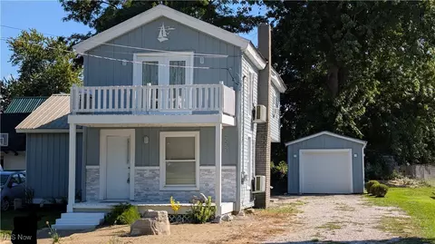 281 Depot St, Conneaut, OH 44030