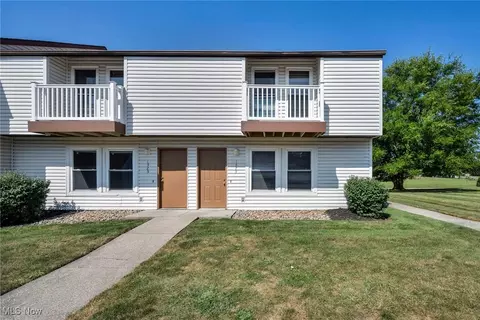1561 Whitehall Blvd, Kent, OH 44240