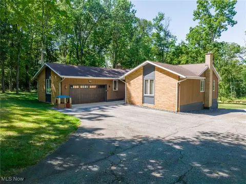 1993 Barnard Rd, Wooster, OH 44691
