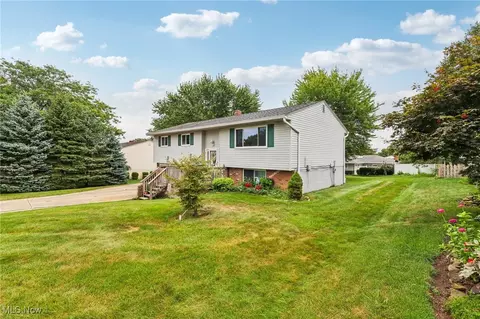 4100 Rose Dr, Brunswick, OH 44212 photo 2