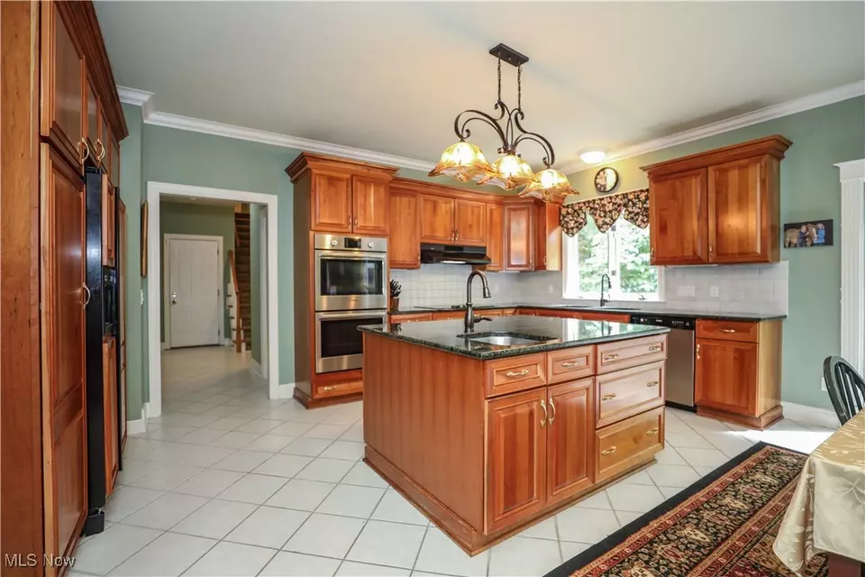 Kitchen - 831 Meadowbrook Dr, Aurora, OH 44202 photo 2 of 2
