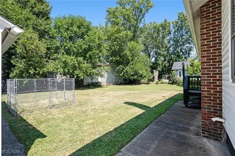 907 W 50th St, Ashtabula, OH 44004 photo 31