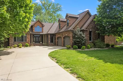 9 Henderson Ln, Williamstown, WV 26187