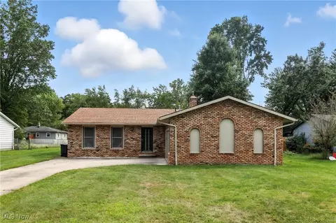 3976 Buckingham Dr, Brunswick, OH 44212