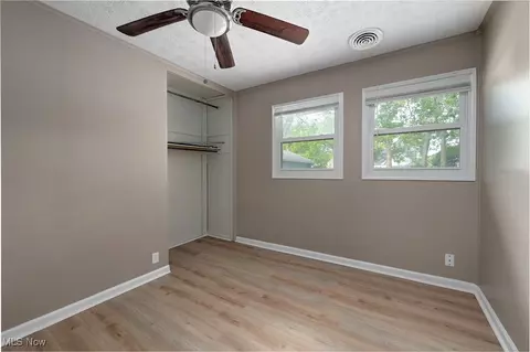 Bedroom - 964 N Pasadena Ave, Elyria, OH 44035 photo 1 of 6