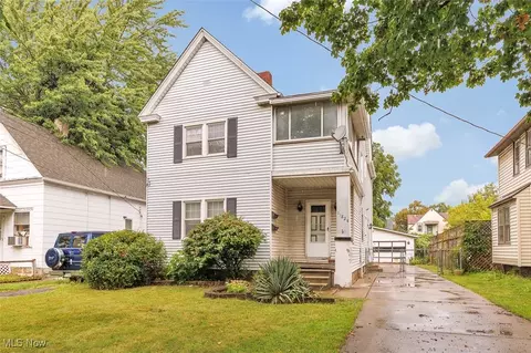 11824 Geraldine Ave, Cleveland, OH 44111