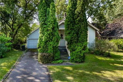 240 E Fifth Ave, Berea, OH 44017