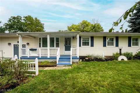 351 Aldrich Rd, Vermilion, OH 44089