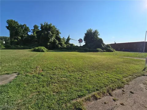 920 Orchard St, Zanesville, OH 43701