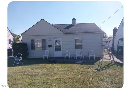 17406 Wayne Dr, Cleveland, OH 44128