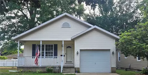 195 Prairie Dr, Akron, OH 44312