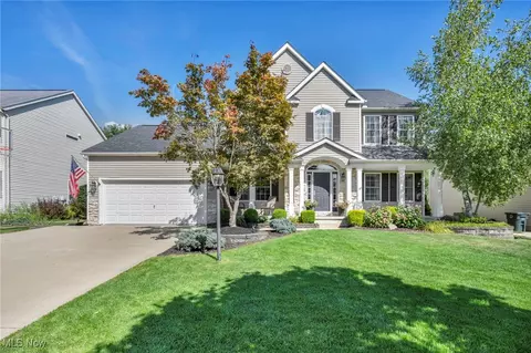 873 Kings Cross Dr, Wadsworth, OH 44281