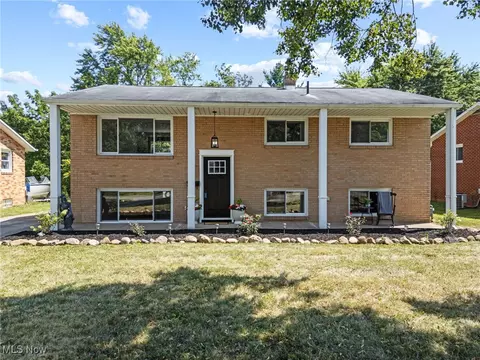 150 Hinderer Ave SW, Massillon, OH 44646