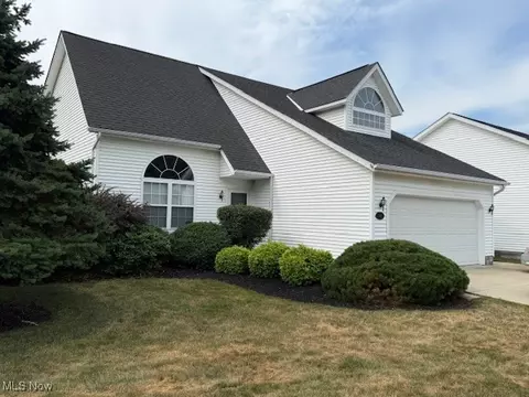 301 Jasmine Ln, Madison, OH 44057