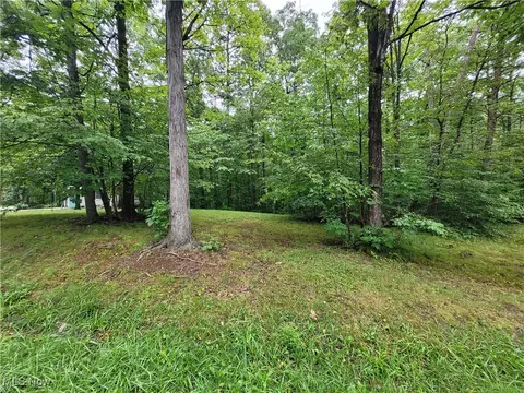 1283 Laurel Dr, West Salem, OH 44287