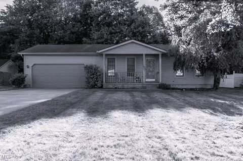 401 Plymouth Pl, Salem, OH 44460