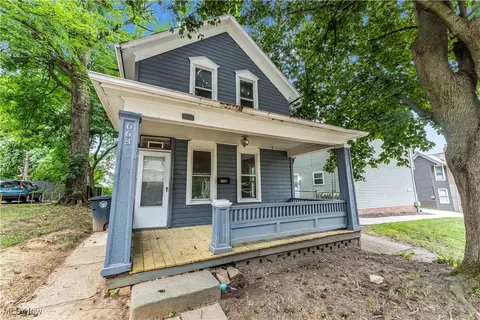 668 Sherman St, Akron, OH 44311