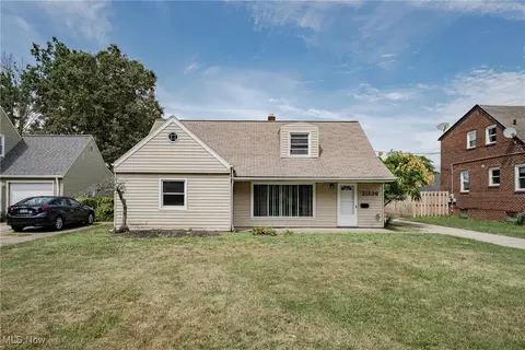 21236 Northwood Ave, Fairview Park, OH 44126