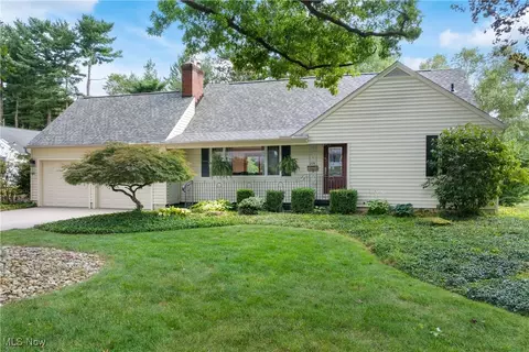 208 Oakley Rd, Wooster, OH 44691