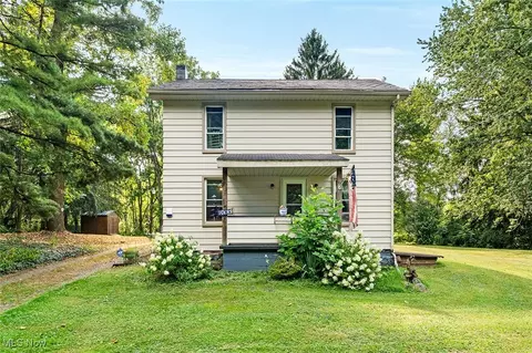 6188 Quarry Rd, Lowellville, OH 44436