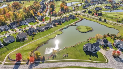 800 Buckingham Dr, Lagrange, OH 44050