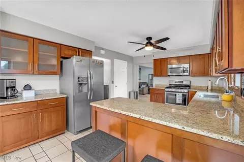 2235 Violet Ct, Avon, OH 44011 photo 8