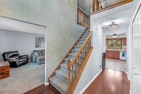2235 Violet Ct, Avon, OH 44011 photo 2
