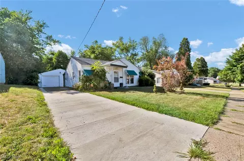 1368 Winton Ave, Akron, OH 44320