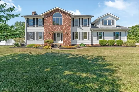 4426 Royce Ave, Uniontown, OH 44685