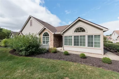 1426 Newman Dr, Brunswick, OH 44212