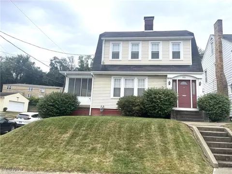 201 Hollywood Blvd, Steubenville, OH 43952