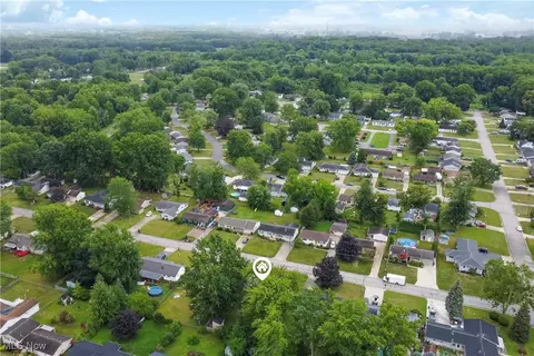 View/Area - 42976 Haven Dr, Elyria, OH 44035 photo 3 of 3