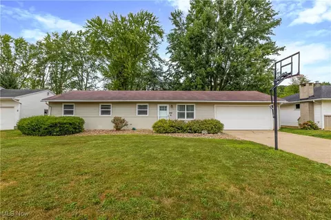 42976 Haven Dr, Elyria, OH 44035