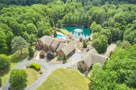 4140 Far O Way Ln, Richfield, OH 44286