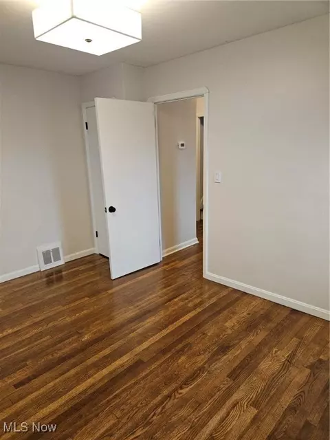 6006 Forest Ave, Parma, OH 44129 photo 17